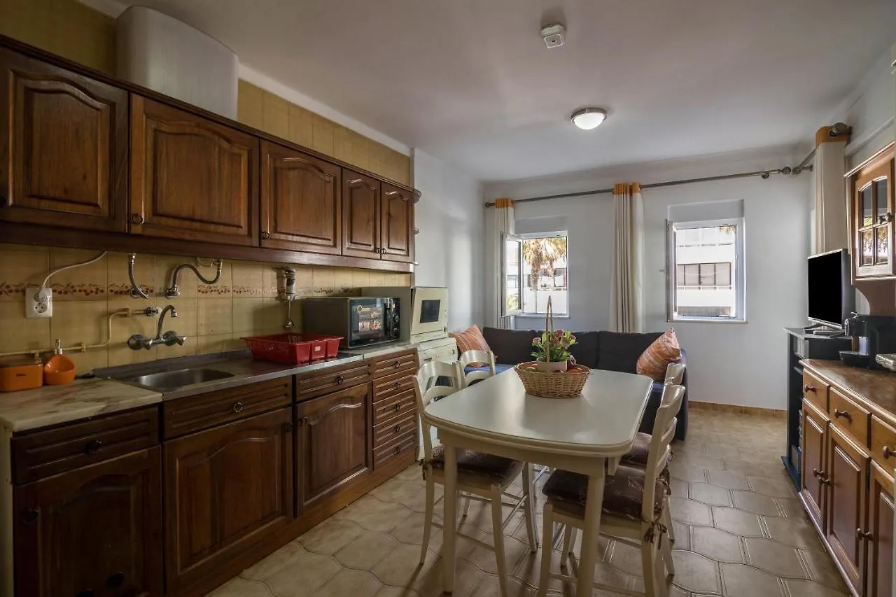 Regueiro Quarteira Beach Apartment