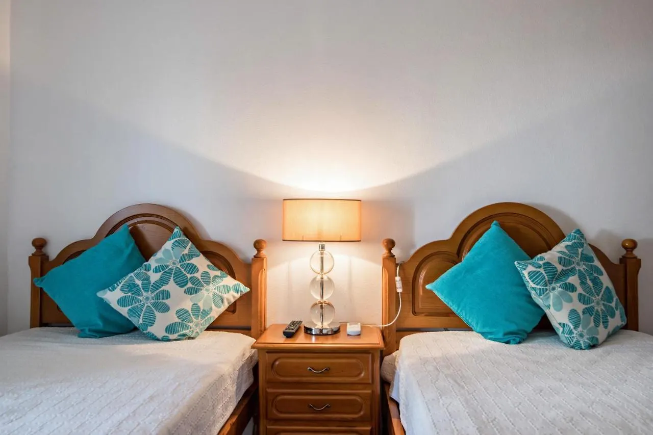 Regueiro Quarteira Beach Apartment Portugal