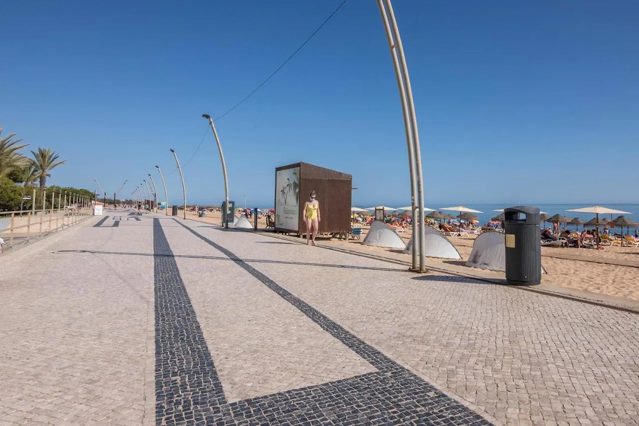 Regueiro Quarteira Beach Apartment