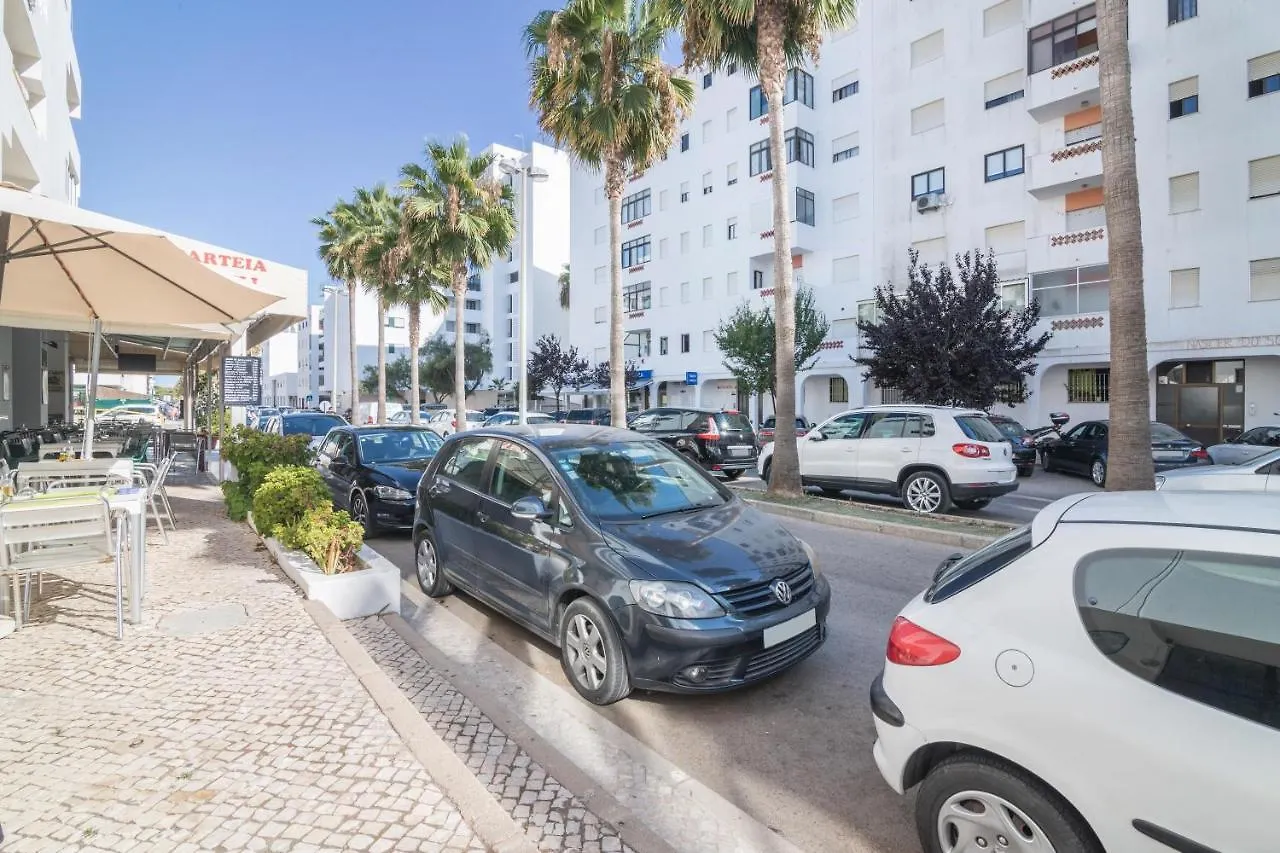 Regueiro Quarteira Beach Apartment