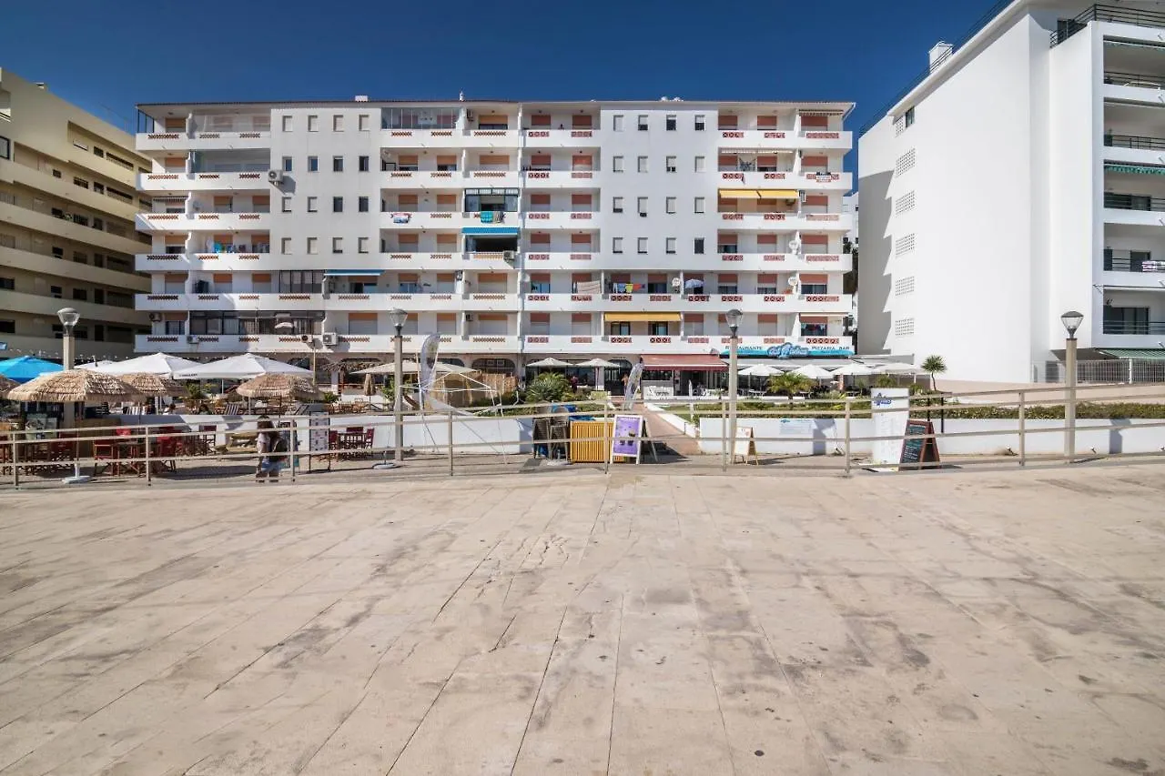 Regueiro Quarteira Beach Apartment