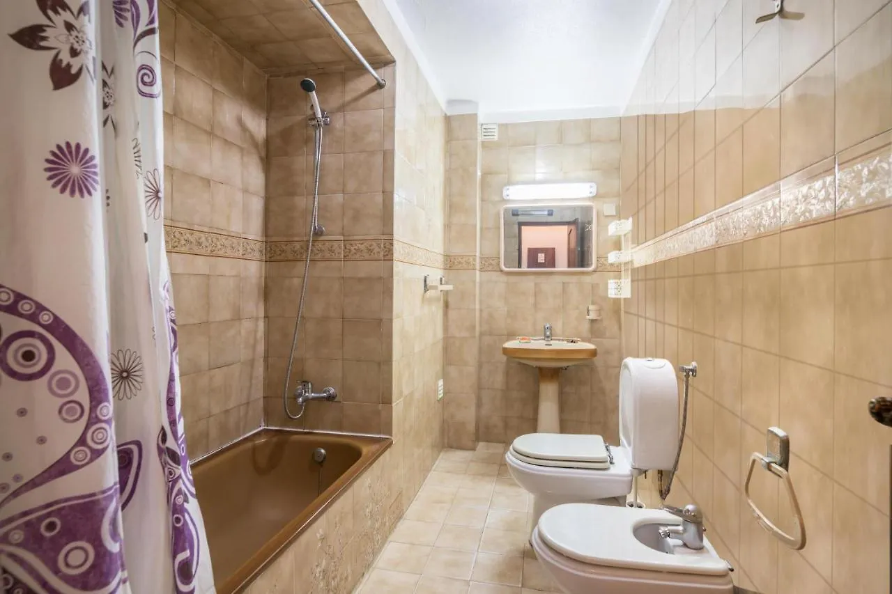 Regueiro Quarteira Beach Apartment