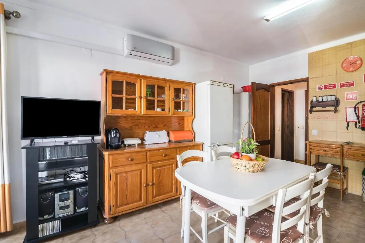 Regueiro Quarteira Beach Apartment